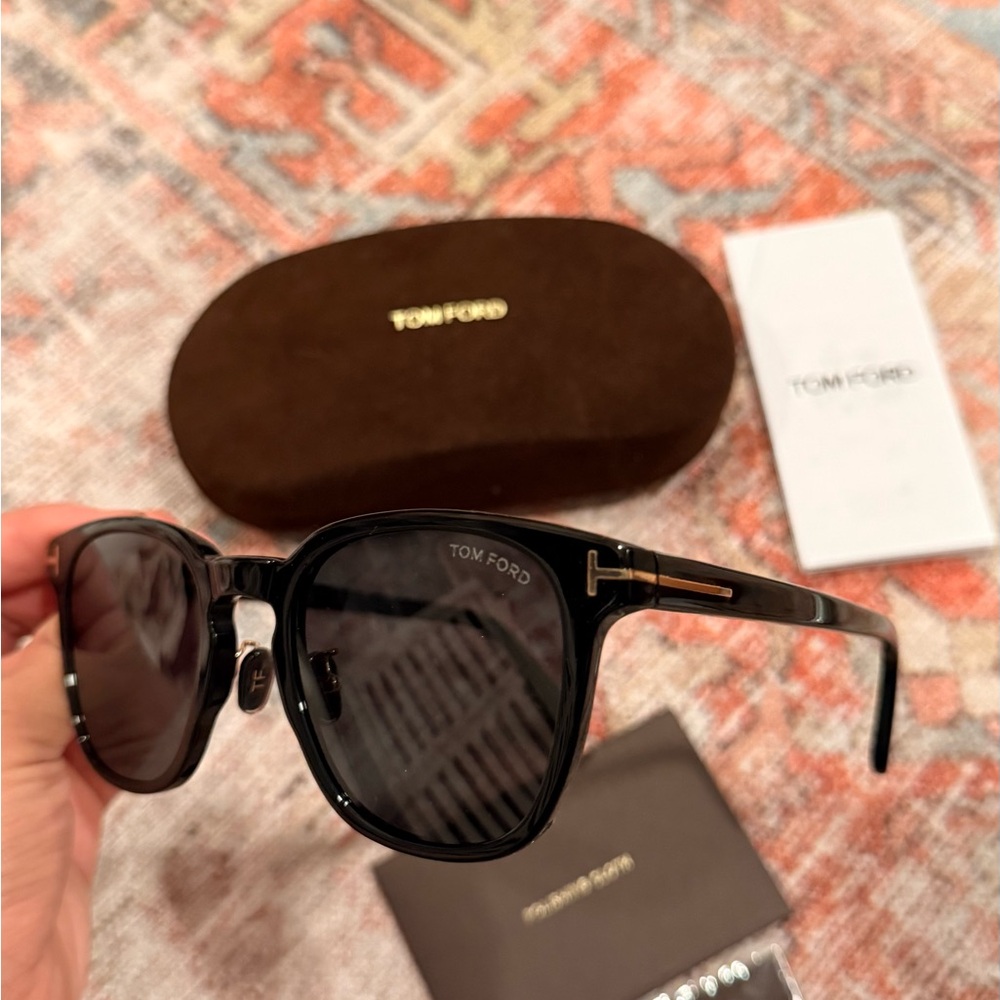 TOM FORD Smoke Shield Men's Sunglasses (NEW) - Picture 3 of 6